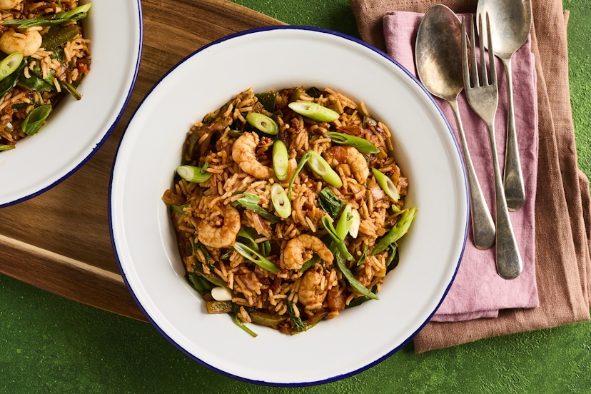 You won’t need rose-tinted specs to appreciate this smoky, satisfying feast. King prawns, green peppers, leek, spinach and spring onions are all tumbled together in the pan with rice, chopped tomatoes and a sprinkling of Southern-style spices. If you’re a fan of paella and jambalaya, you simply have to try it.