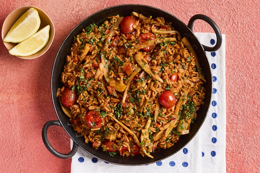 Paella is versatile, filling and totally delicious. Our veggie version combines aniseedy fennel and red pepper, cooked with garlic, thyme and paprika, stirred into basmati rice and finished with lemon and parsley – bringing the flavours of Spain straight to your table!