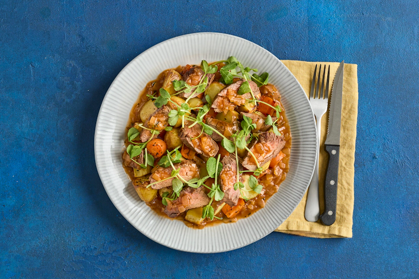 This isn’t just dinner, it’s a fine dining experience! Juicy steaks, seared and sliced, sit on a bed of roasted baby potatoes, carrots and parsnips. Simply smother with our sumptuous shallot, thyme & horseradish gravy and garnish with pea shoots for a final gourmet flourish.