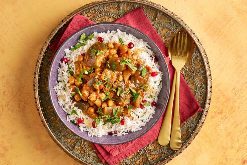 Want Moroccan minibreak vibes with minimal midweek fuss? You’re in luck with this easy-squeezy take on tagine! Your slow cooker turns chopped aubergines, chickpeas, passata, preserved lemon and baharat spices into a fragrant feast. Boil up some basmati rice at the end, stir in mint and pomegranate seeds and tuck in.