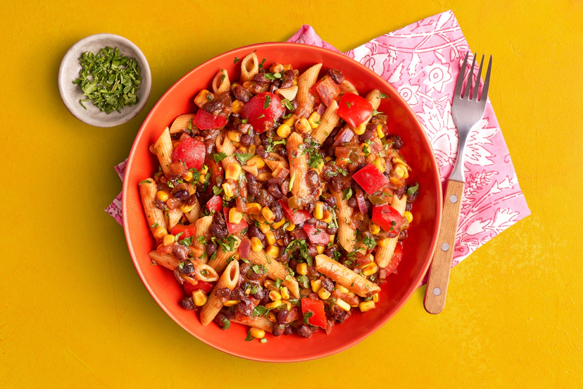 Say hola to this colourful celebration of veg and pasta, packed with fajita-style sliced red peppers and onion, pickled jalapeños, sweetcorn and black beans, all tossed with our Mexican spice mix. Blink and you’ll miss cooking it up – but those big, bold flavours? You won’t forget those in a hurry.