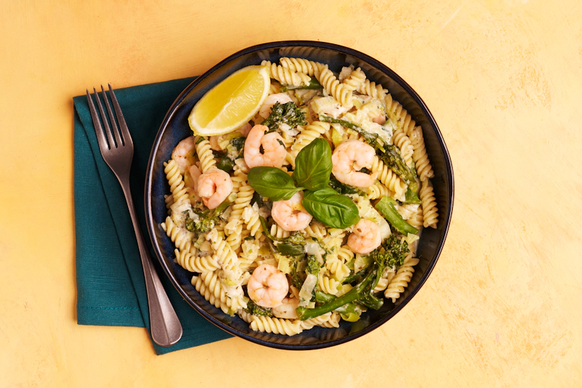 Bursting with new-season optimism, this mouth-watering medley of plump prawns, spring onions, leeks, Tenderstem broccoli and twirls of fusilli is lifted with garlic, herbs and a generous squeeze of lemon. It’s pure sunshine on a plate (even if your brolly begs to differ).