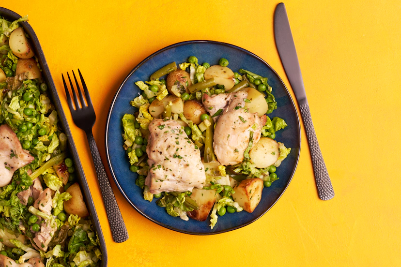 Traybakes are famously easy to cook and easy on the washing-up. Doesn’t mean they can’t be très chic, too! Here, juicy chicken thighs, baby potatoes, green beans, spring onions and peas simmer together with a dash of garlicky basil and parsley paste. A final flourish of gem lettuce adds extra je ne sais quoi… Et voila, satisfaction is served!