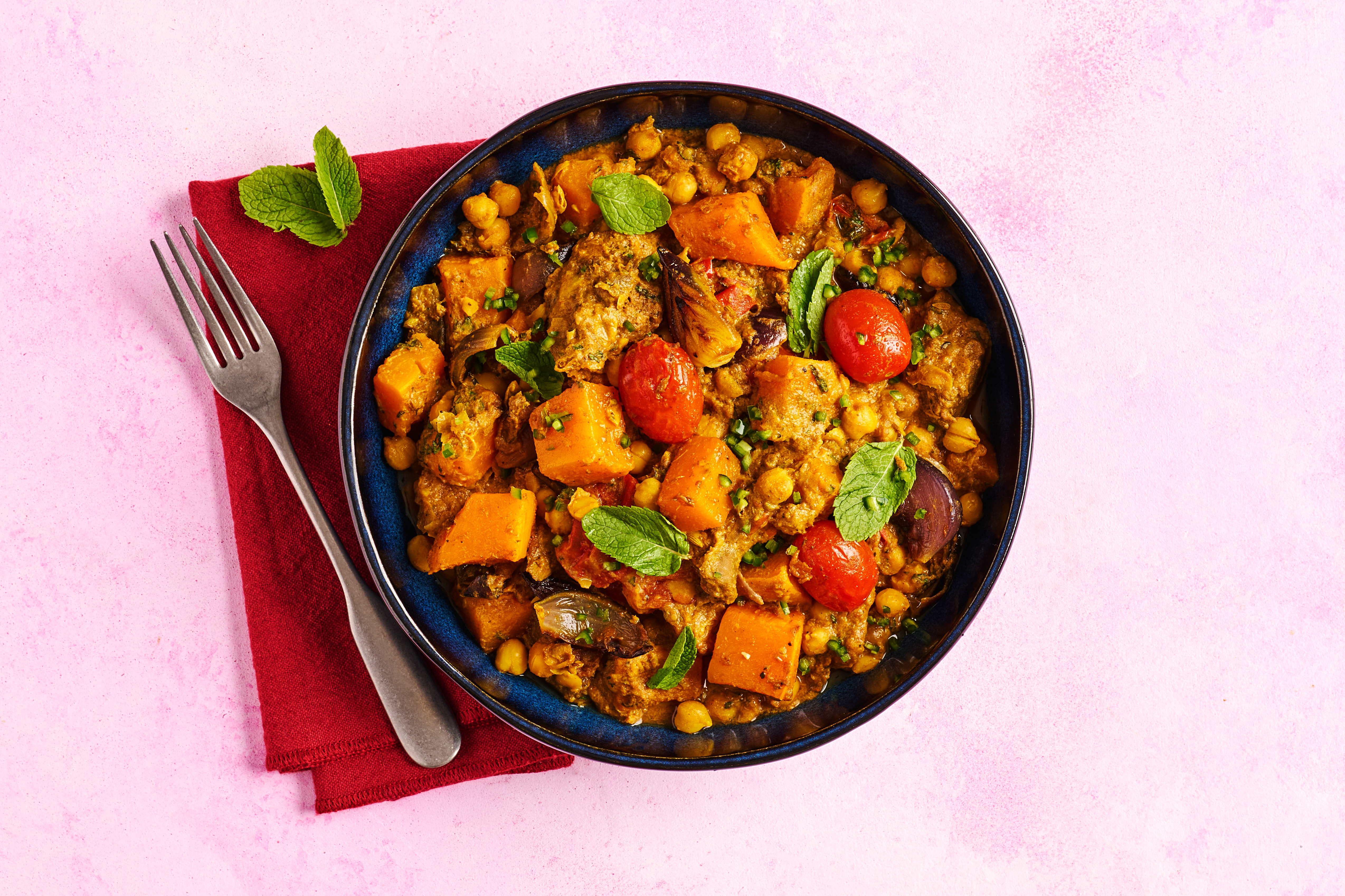 Posh venison, fennel seed & chickpea curry