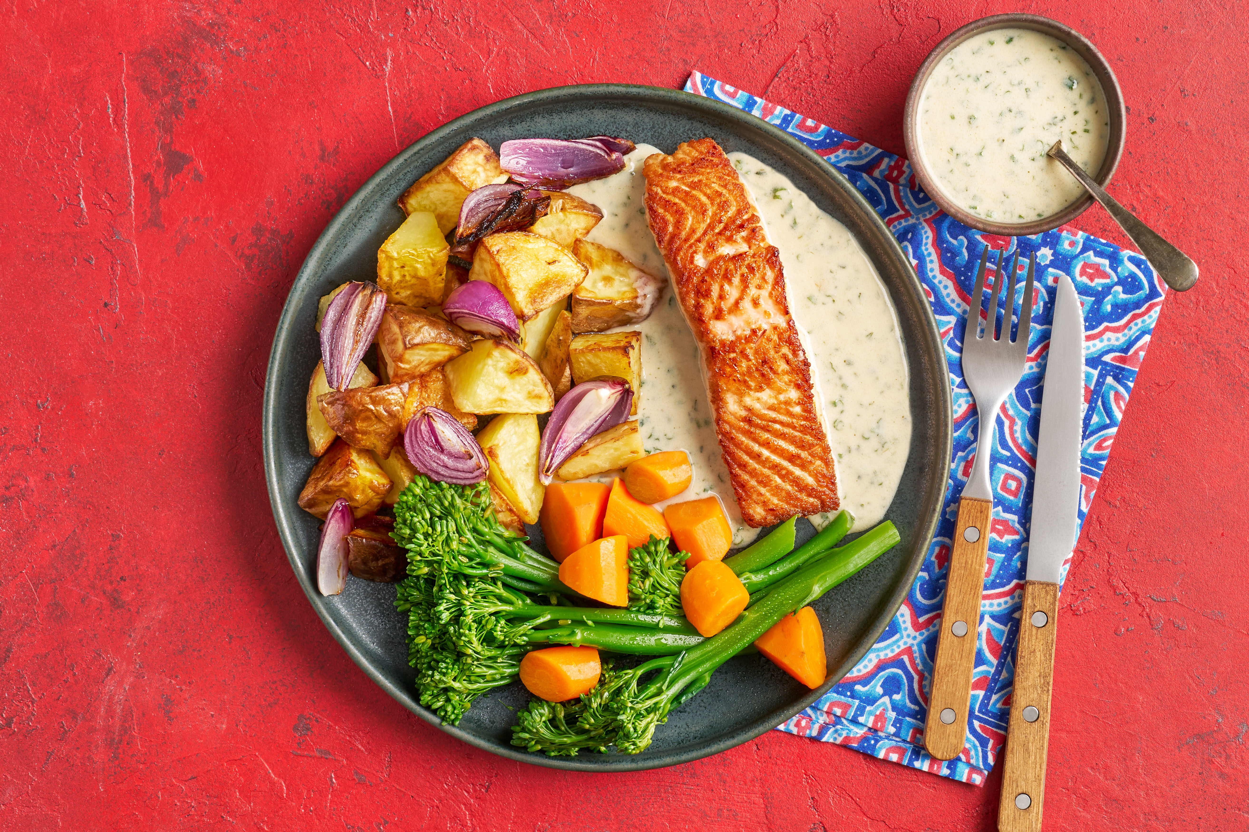 So good salmon in garlic & herb sauce