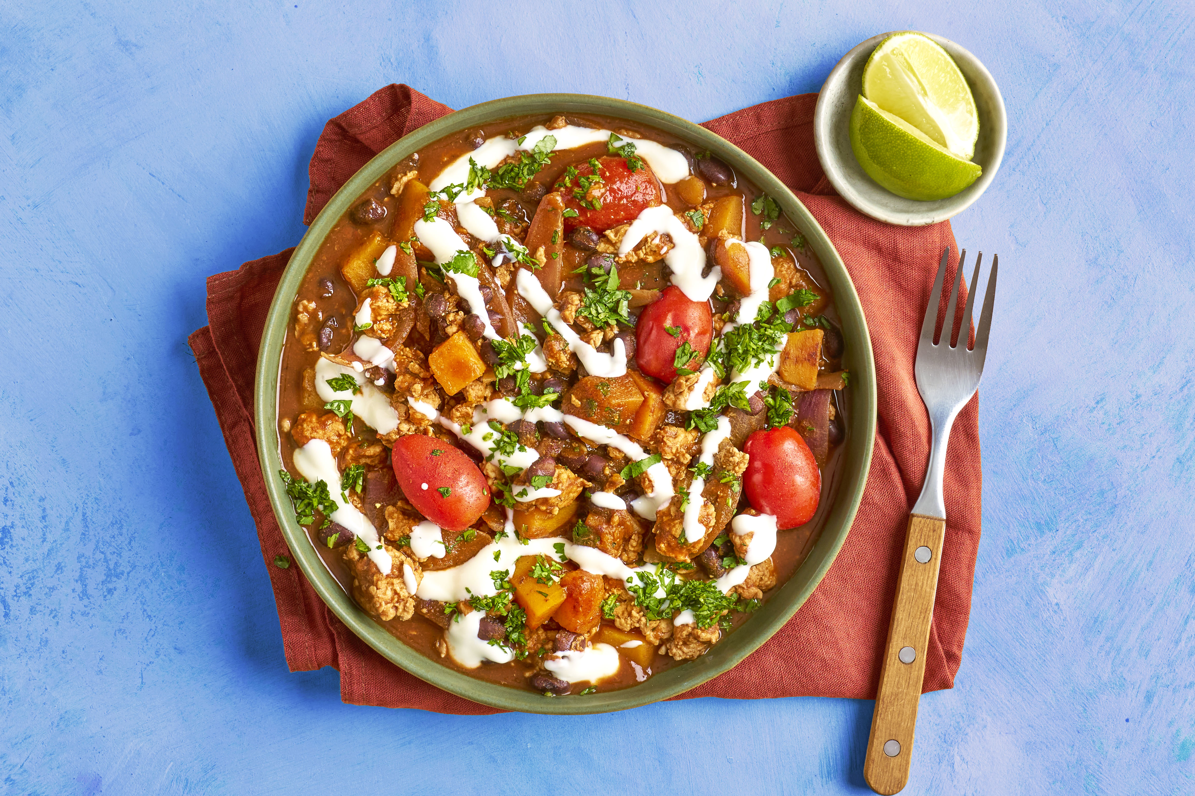 One-pan turkey, squash & black bean chilli bowl